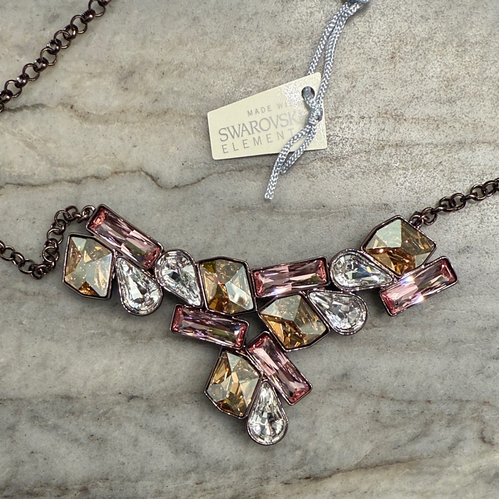 Touchstone Crystal Pink and Gold “DIVA” Necklace & Earrings - Picture 3 of 4